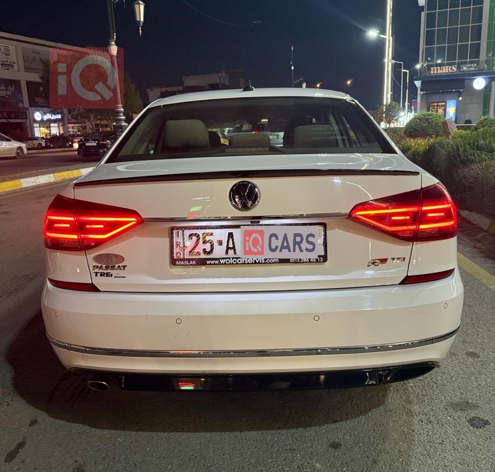 فولكسفاغن باسات